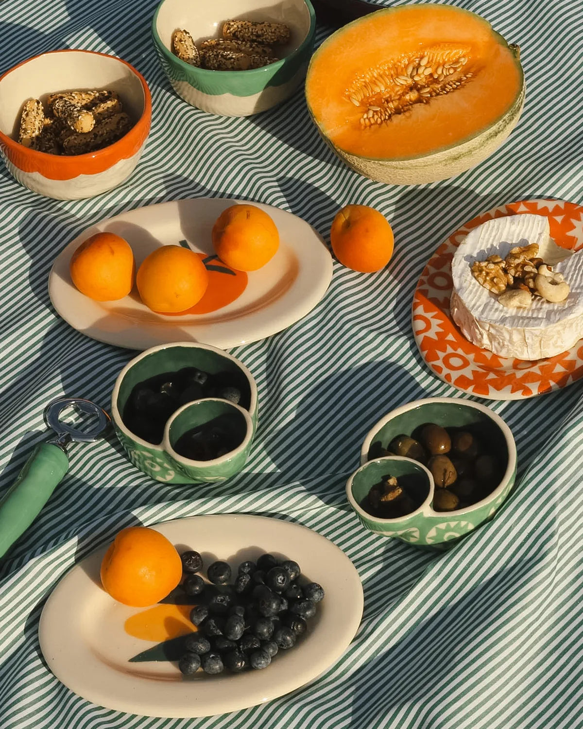 VEGGIE SERVING PLATTERS - SET OF 2
