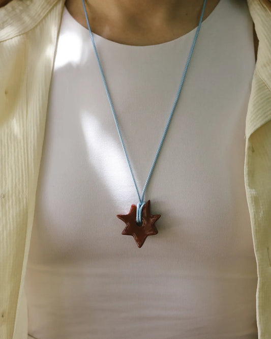 BURGUNDY STAR PENDANT