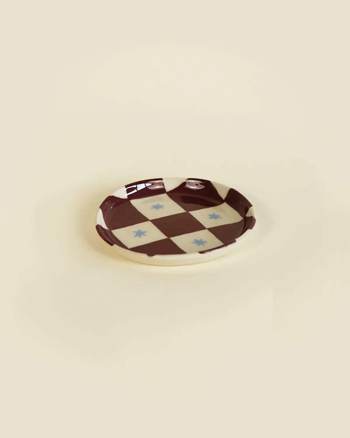 CHECKER APPETIZER PLATE - BURGUNDY