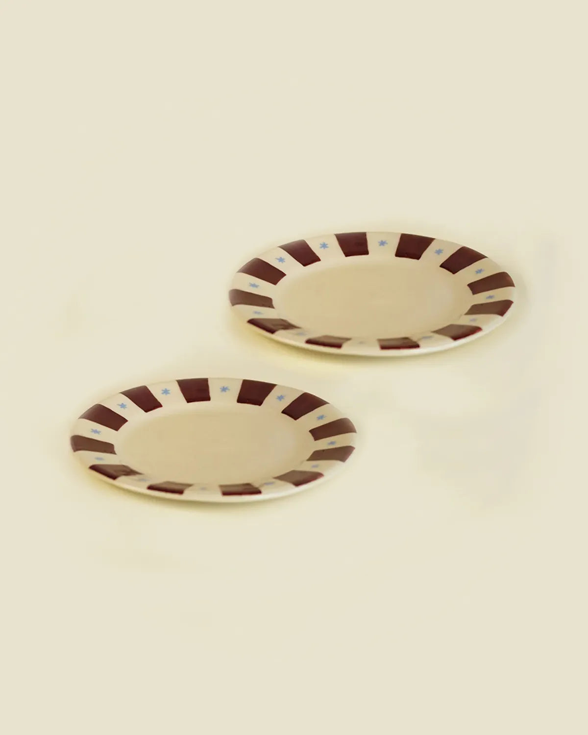 STRIPES & STARS DESSERT PLATES - SET OF 2